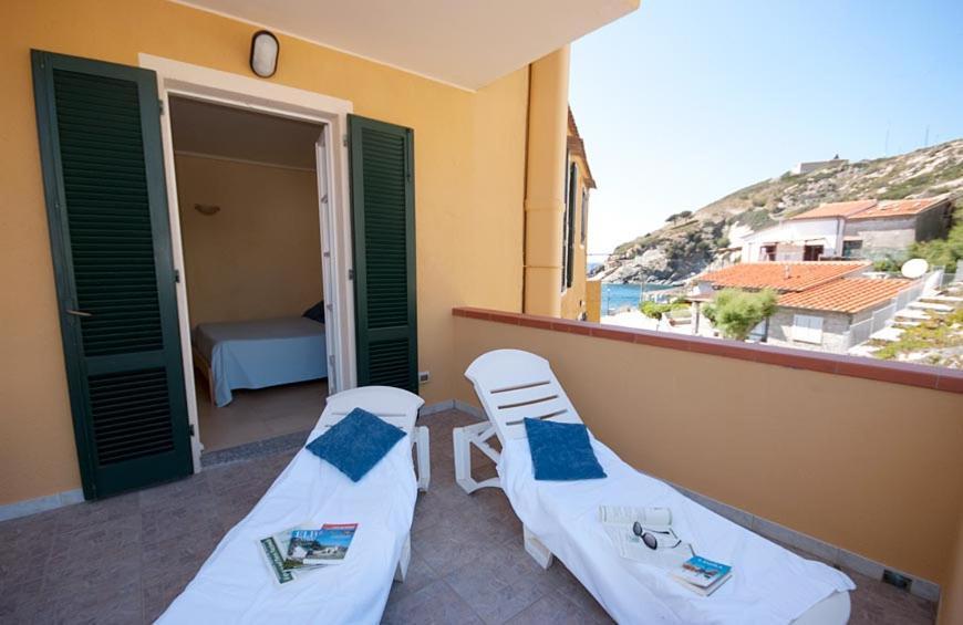 Appartamenti - Villa Mare Pomonte Extérieur photo