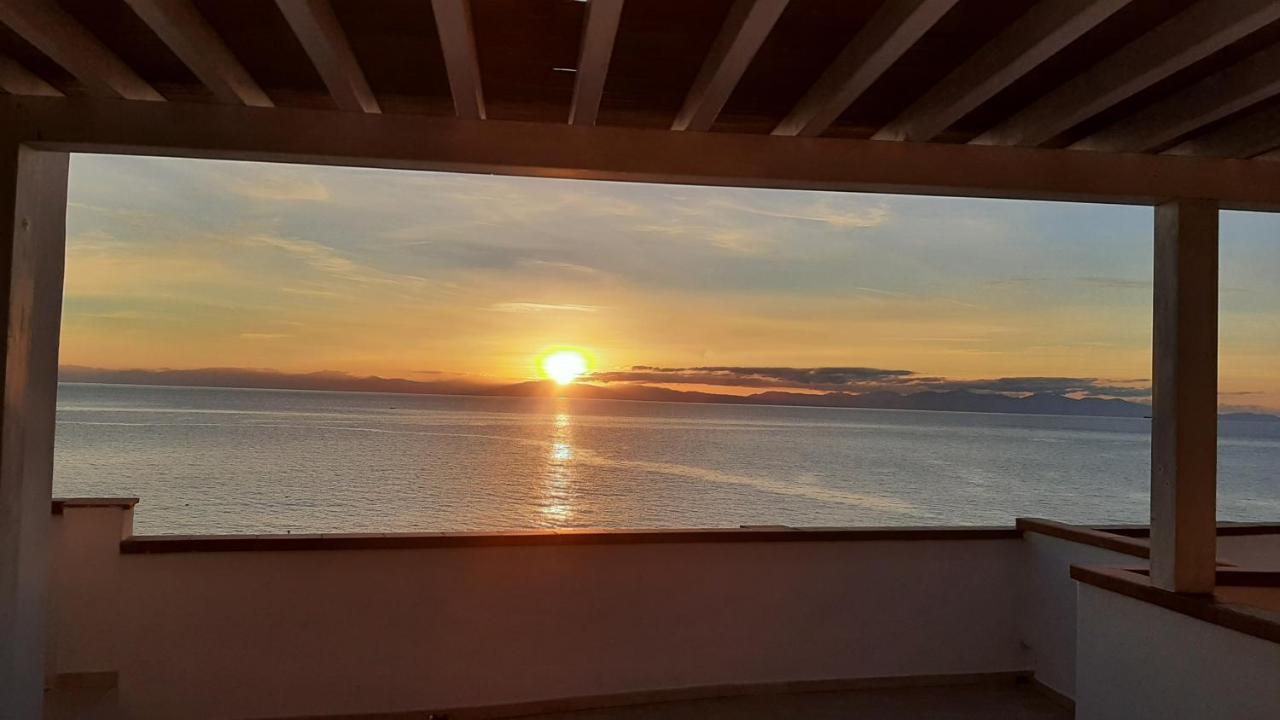 Appartamenti - Villa Mare Pomonte Extérieur photo