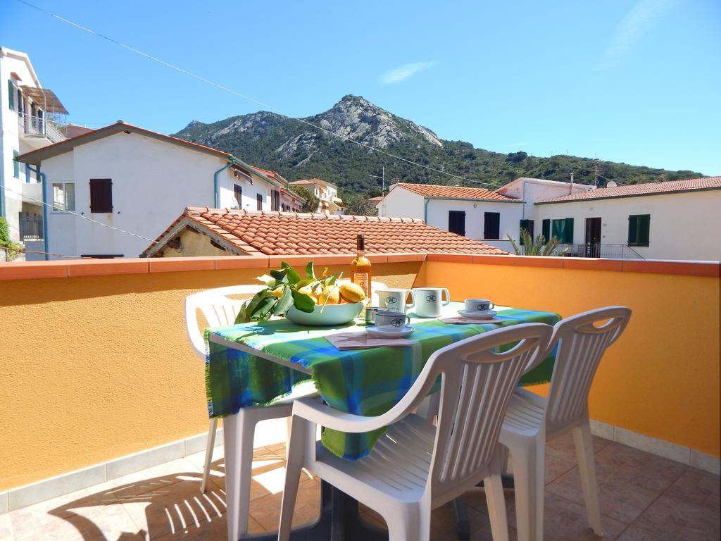 Appartamenti - Villa Mare Pomonte Extérieur photo